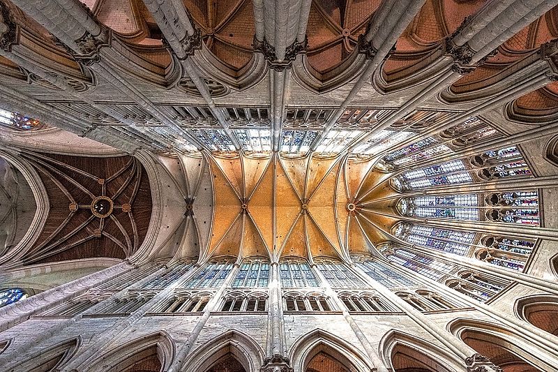 Kathedrale Beauvais (c) pixabay, SophiLayla