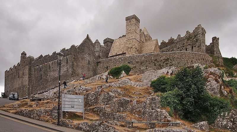 Rock of Cashel (c) pixabay, josefko48
